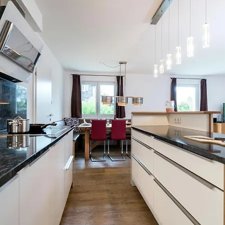 Beautiful Apartment Near Ski Area In Salzburg Apartment *